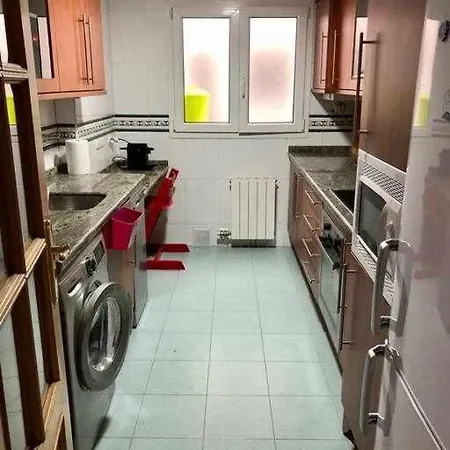 H&h Train Station Apartment